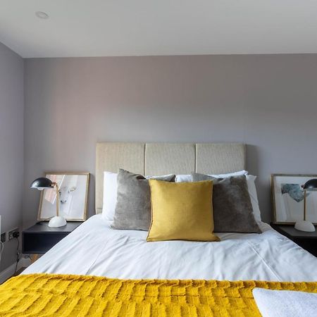 Stunning 1 Bed Merchant City Apartment With Parking Glasgow Extérieur photo