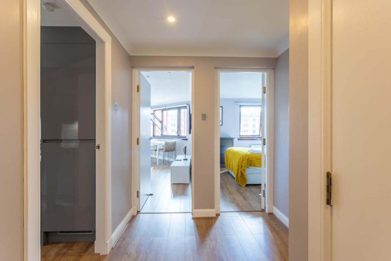 Stunning 1 Bed Merchant City Apartment With Parking Glasgow Extérieur photo