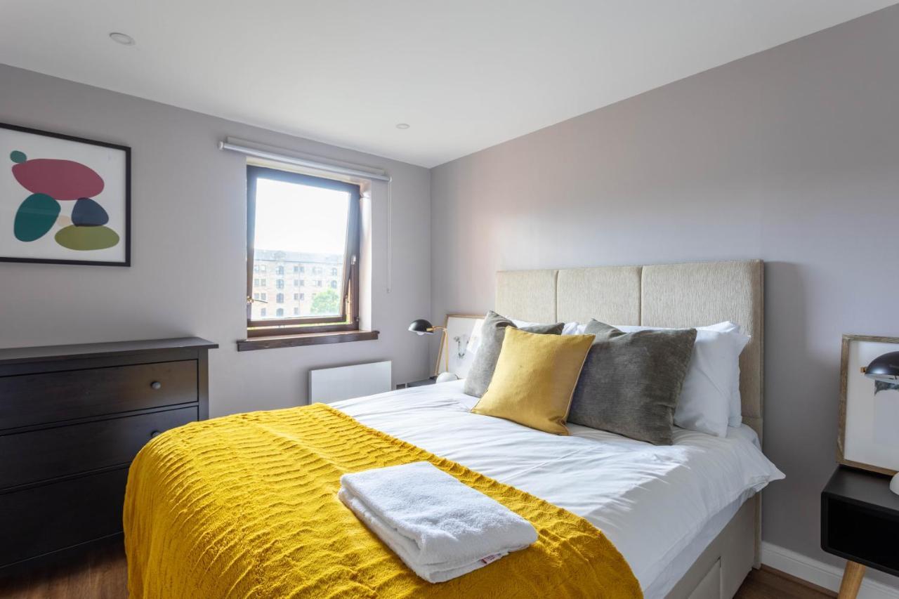 Stunning 1 Bed Merchant City Apartment With Parking Glasgow Extérieur photo
